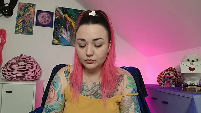 PinkHurricaneOfficial online show from 28, 2, 2026