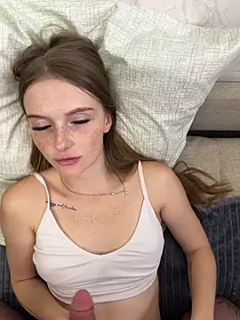 lovelly molly online show from 15, 9, 2025