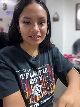 Riana Kean online show from 10, 2, 2025