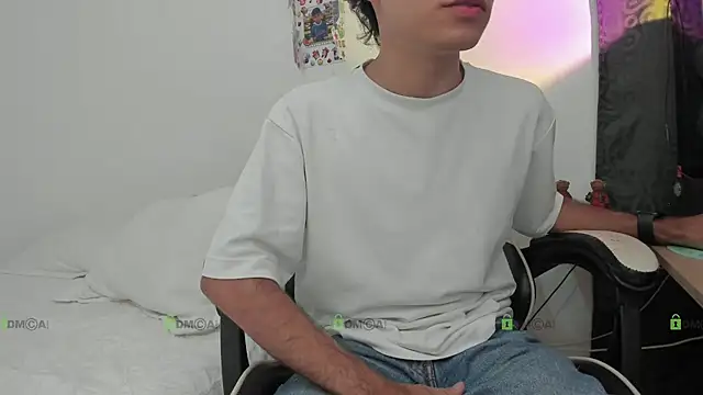 Snapshot of ronaldmq20 chatting on 22, 12, 2025 ronaldmq20 online show from 22, 12, 2025