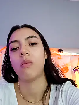 Snapshot of Julie_Bennet chatting on 23, 10, 2025 Julie Bennet online show from 23, 10, 2025