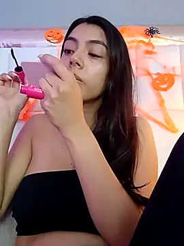 Snapshot of Julie_Bennet chatting on 26, 10, 2025 Julie Bennet online show from 26, 10, 2025