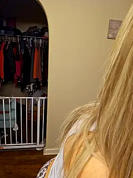 Snapshot of ellieconradxo chatting on 29, 1, 2025 ellieconradxo online show from 29, 1, 2025