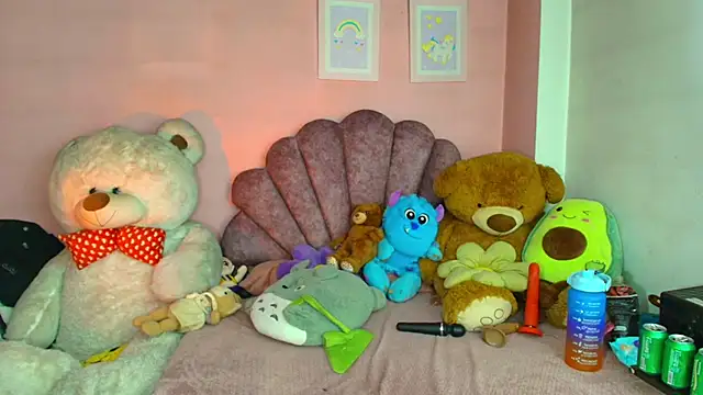 Snapshot of Pocahontascute_33 chatting on 15, 2, 2026 Pocahontascute 33 online show from 15, 2, 2026