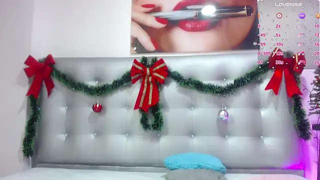 horny-juliette online show from 27, 12, 2024