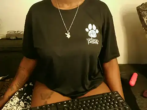 Cutie pumpkin  online show from 27, 2, 2026