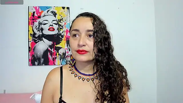  luna  sweet  online show from 22, 3, 2025