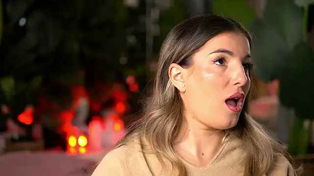 Snapshot of KellyMathews chatting on 12, 1, 2026 KellyMathews online show from 12, 1, 2026