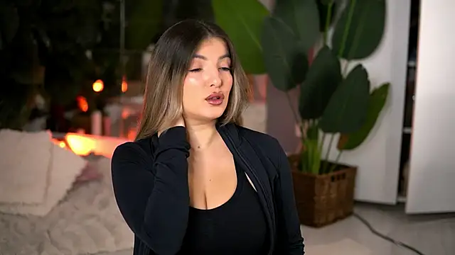 Snapshot of KellyMathews chatting on 6, 2, 2026 KellyMathews online show from 6, 2, 2026