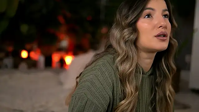 Snapshot of KellyMathews chatting on 21, 2, 2026 KellyMathews online show from 21, 2, 2026