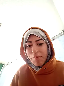 chaymae nah  online show from 14, 1, 2025