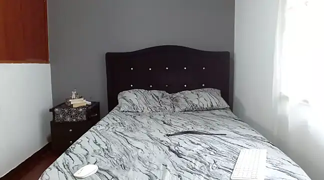 Snapshot of Emilia_1995 chatting on 24, 2, 2025 Emilia 1995 online show from 24, 2, 2025