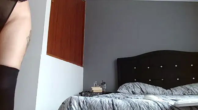 Snapshot of Emilia_1995 chatting on 10, 3, 2025 Emilia 1995 online show from 10, 3, 2025