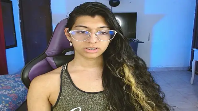 engielphoenis14 online show from 17, 1, 2026