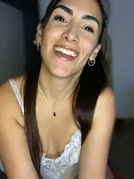 alessandra-a online show from 2, 1, 2025