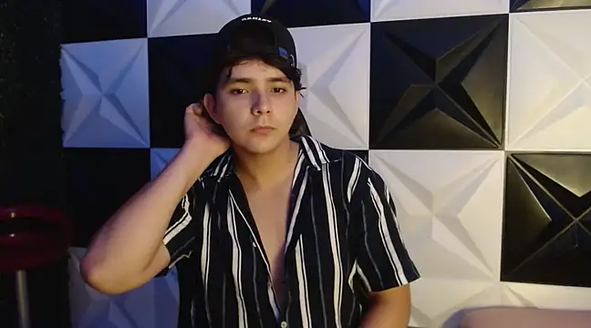 Dani cumboy online show from 21, 2, 2025