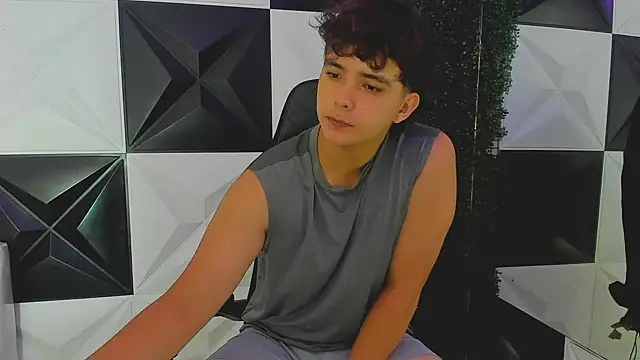 Snapshot of Dani_cumboy chatting on 22, 9, 2025 Dani cumboy online show from 22, 9, 2025