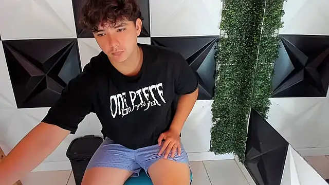 Dani cumboy online show from 26, 10, 2025