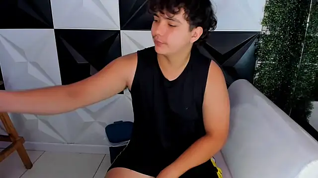 Dani cumboy online show from 31, 10, 2025