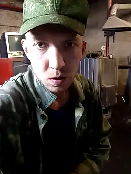 Snapshot of MityaXLoves chatting on 8, 11, 2025 MityaXLoves online show from 8, 11, 2025