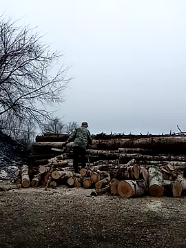 Snapshot of MityaXLoves chatting on 12, 11, 2025 MityaXLoves online show from 12, 11, 2025