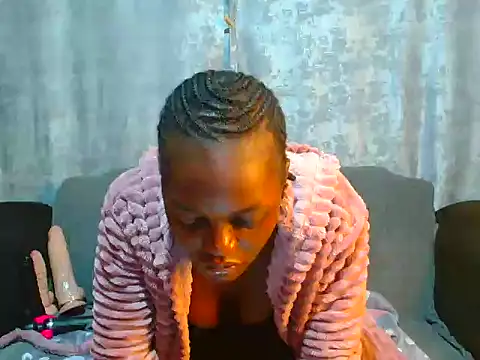 Snapshot of VANESAAMBER23 chatting on 21, 10, 2025 VANESAAMBER23 online show from 21, 10, 2025