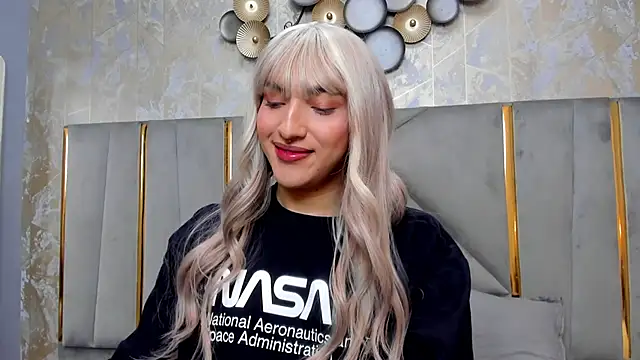 Snapshot of TomLondon_ chatting on 29, 1, 2025 TomLondon online show from 29, 1, 2025