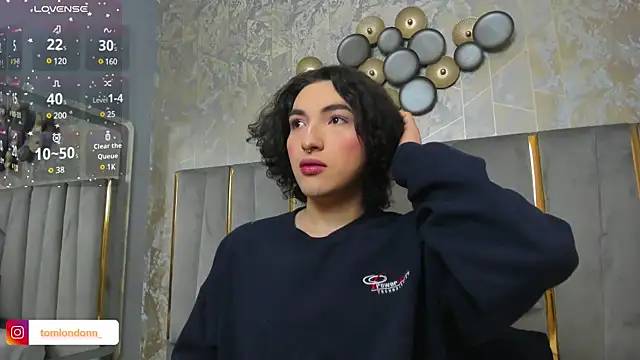 Snapshot of TomLondon_ chatting on 19, 2, 2025 TomLondon online show from 19, 2, 2025