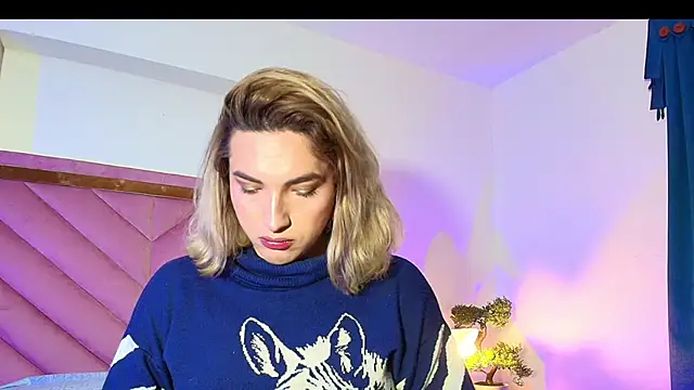 Snapshot of TomLondon_ chatting on 10, 9, 2025 TomLondon online show from 10, 9, 2025