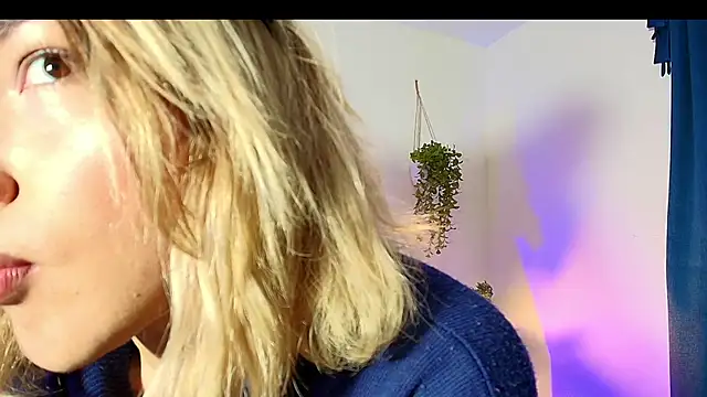 Snapshot of TomLondon_ chatting on 30, 9, 2025 TomLondon online show from 30, 9, 2025