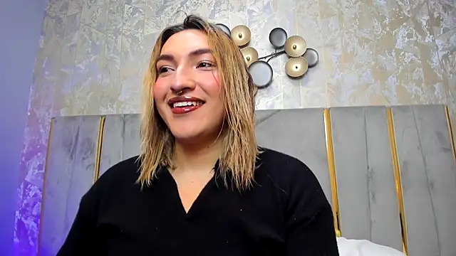 Snapshot of TomLondon_ chatting on 28, 11, 2025 TomLondon online show from 28, 11, 2025