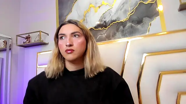 Snapshot of TomLondon_ chatting on 16, 12, 2025 TomLondon online show from 16, 12, 2025