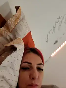 Snapshot of Evadesirex46 chatting on 19, 12, 2024 Evadesirex46 online show from 19, 12, 2024