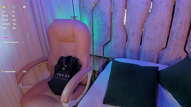 Snapshot of barbara_cambels chatting on 10, 9, 2025 barbara cambels online show from 10, 9, 2025