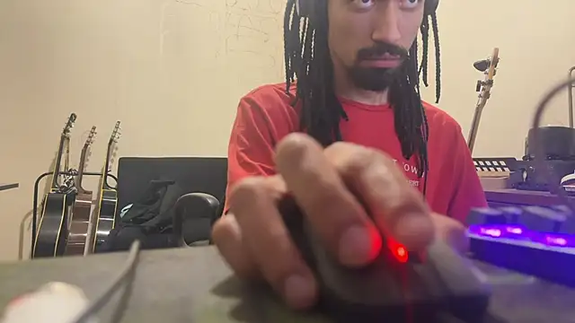 Snapshot of hotcamboy420 chatting on 31, 10, 2025 hotcamboy420 online show from 31, 10, 2025