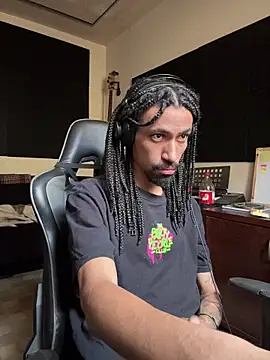 Snapshot of hotcamboy420 chatting on 21, 2, 2026 hotcamboy420 online show from 21, 2, 2026