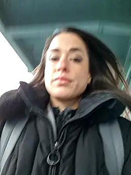 Snapshot of LydiaMaus96 chatting on 11, 2, 2025 LydiaMaus96 online show from 11, 2, 2025