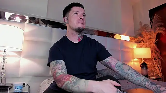 Adam tatto online show from 13, 11, 2025