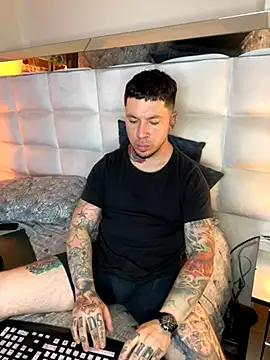 Adam tatto online show from 16, 11, 2025