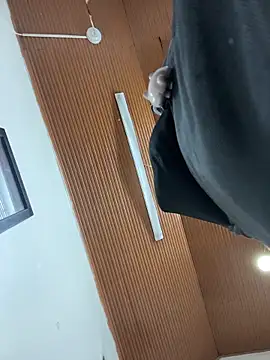 karlamorris  online show from 31, 1, 2026