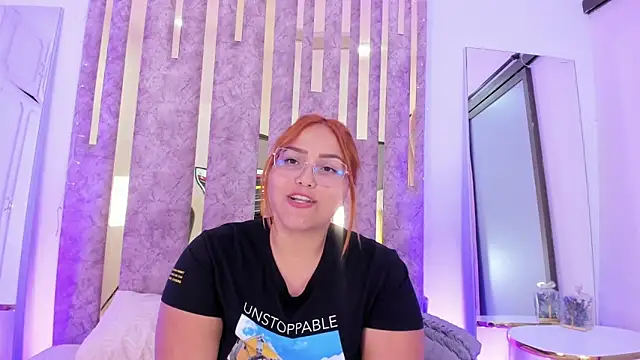 Snapshot of LeahxBarker chatting on 19, 3, 2025 LeahxBarker online show from 19, 3, 2025