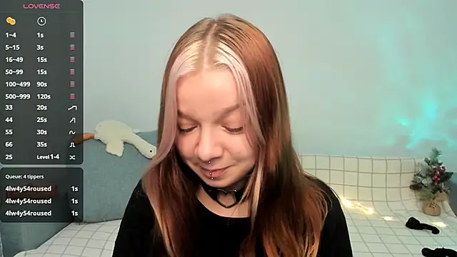 Snapshot of crystal_lilith chatting on 10, 12, 2024 crystal lilith online show from 10, 12, 2024