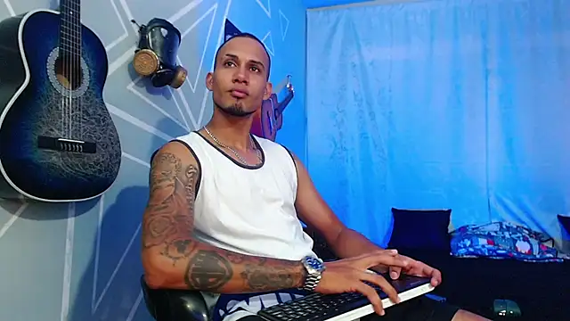 MagnusFrost online show from 11, 2, 2025