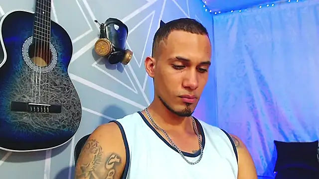 MagnusFrost online show from 17, 2, 2025