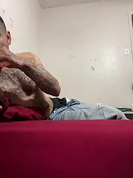 Snapshot of Houstonslong1 chatting on 16, 12, 2025 Houstonslong1 online show from 16, 12, 2025