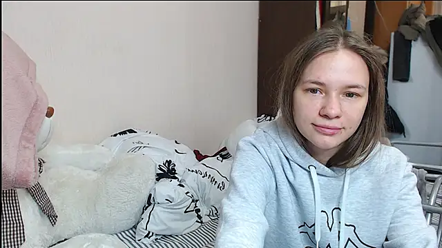 leila bambi  online show from 23, 12, 2024