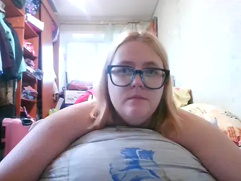 DesireMelissa online show from 15, 10, 2025