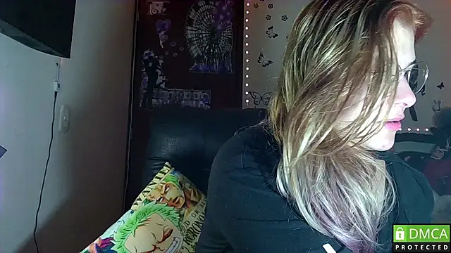 Snapshot of Elith_20 chatting on 9, 11, 2025 Elith 20 online show from 9, 11, 2025