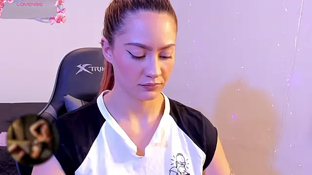 Amypond   online show from 7, 10, 2025