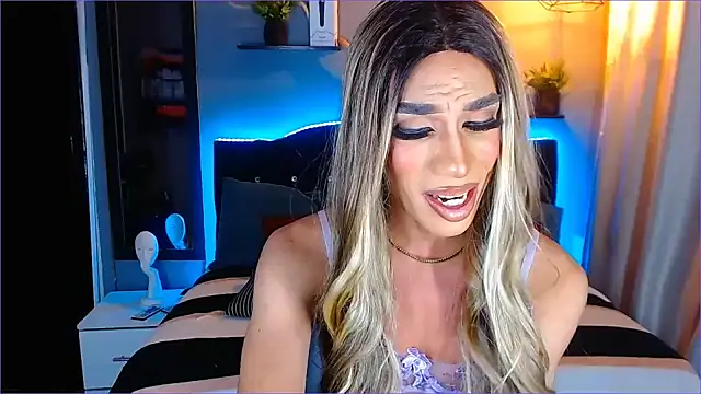 camila hootie online show from 24, 1, 2025